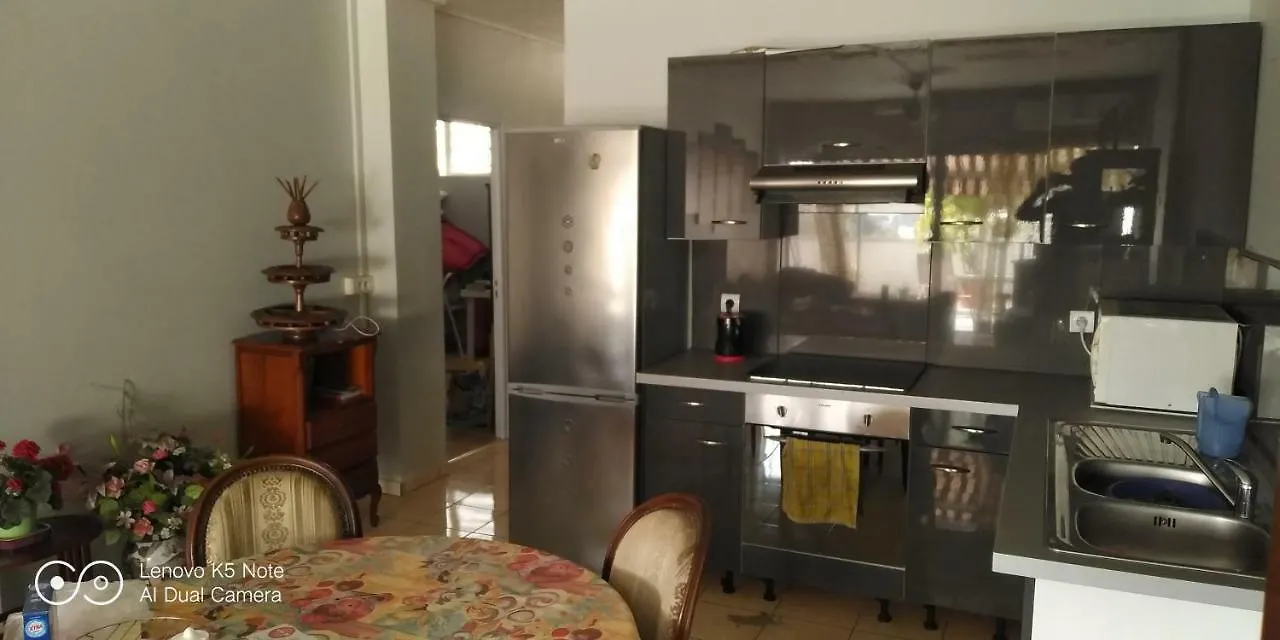 Soleil De Pirae Apartment 0*,